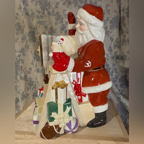 VTG Lenox Holiday Village Collection Santa Musical Candy Box - Picture 5 of 12